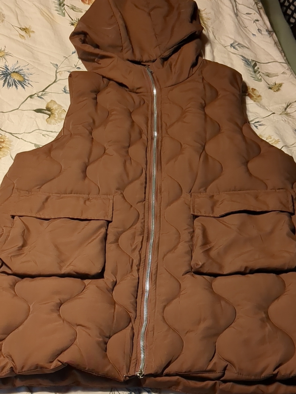 Women's XL Hooded Quilted Puffer Vest - Brown
